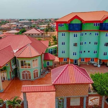 Dc Ambassadors Hotel Dawhwenya Dış mekan fotoğraf