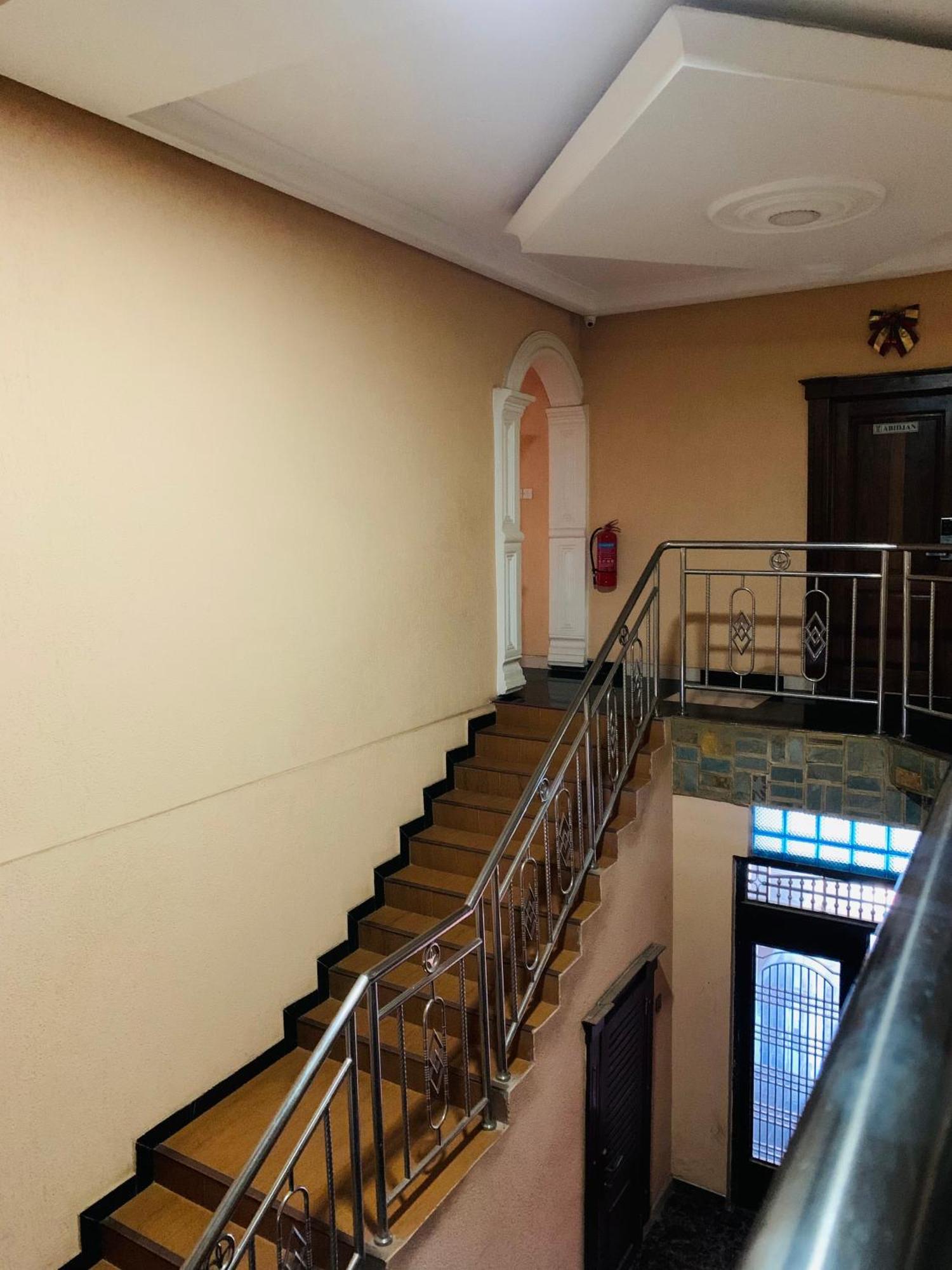 Dc Ambassadors Hotel Dawhwenya Dış mekan fotoğraf