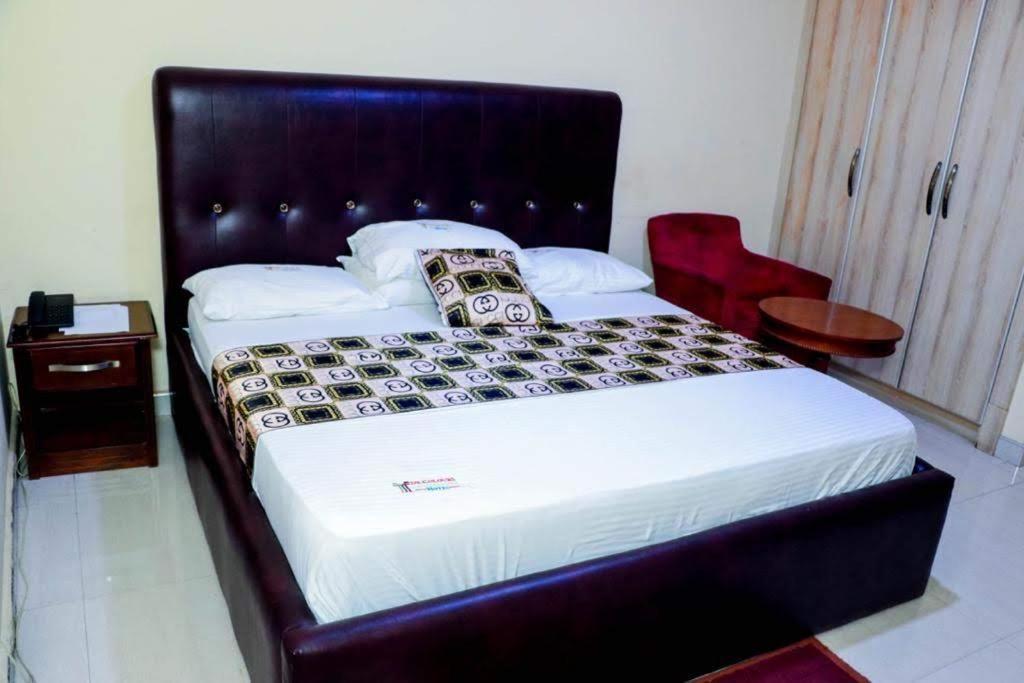Dc Ambassadors Hotel Dawhwenya Dış mekan fotoğraf